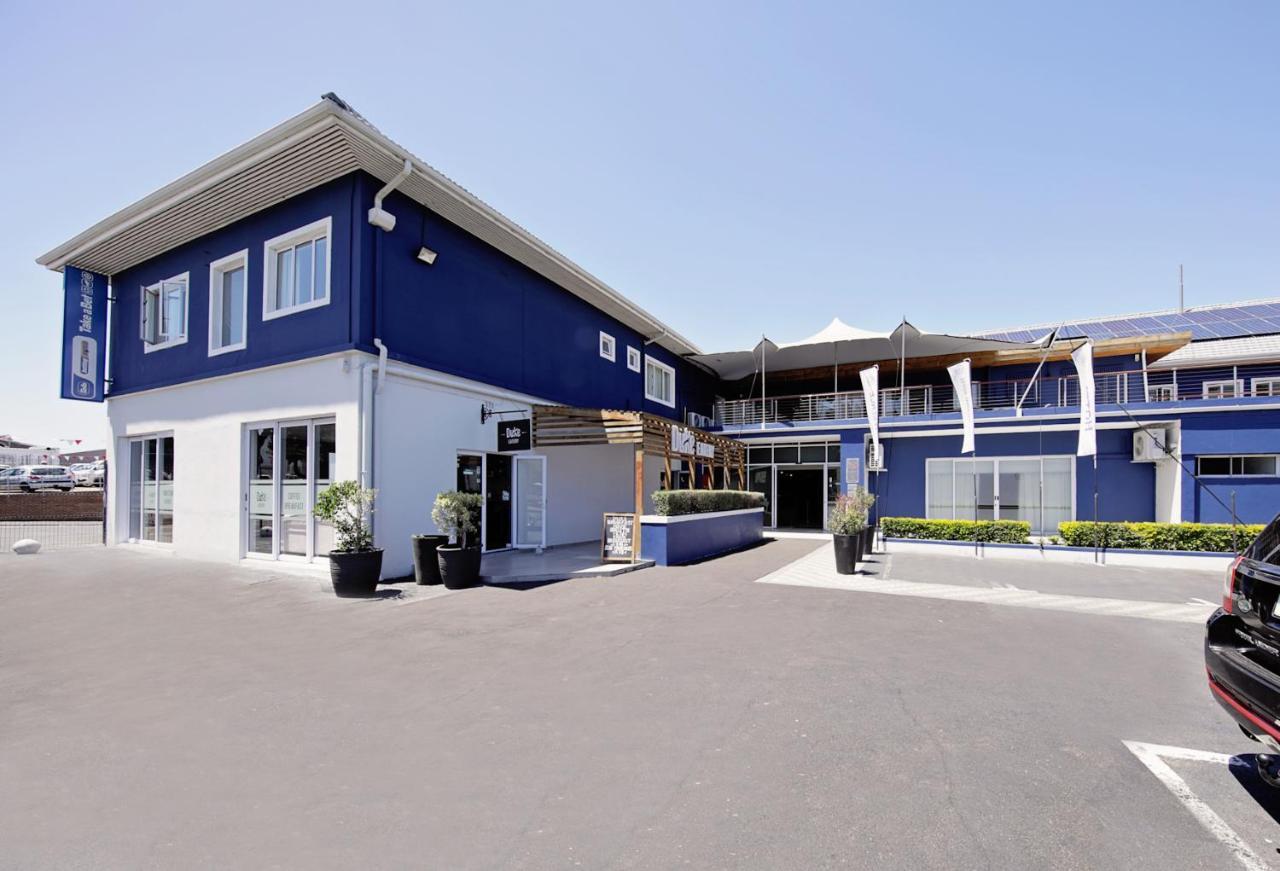 New National Hotel And Conference Parow Exterior photo